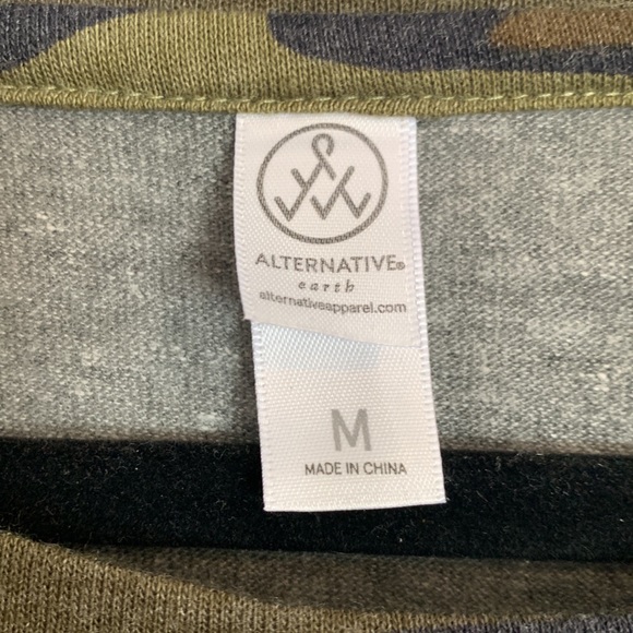 Alternative Apparel Camo Raglan Long-sleeved Shirt - Picture 2 of 6